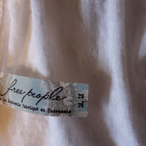Free People White Tshirt - Picture 4 of 4